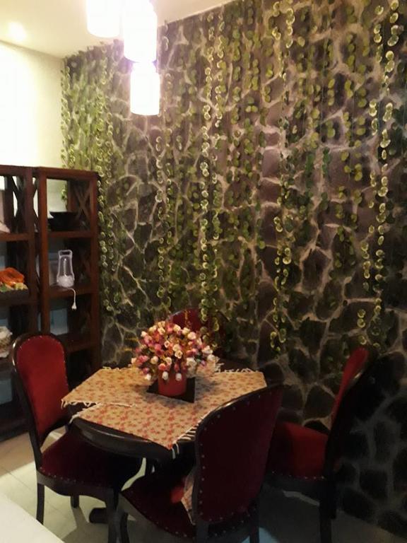 Hotel Renaya Griya Salakan Exterior foto
